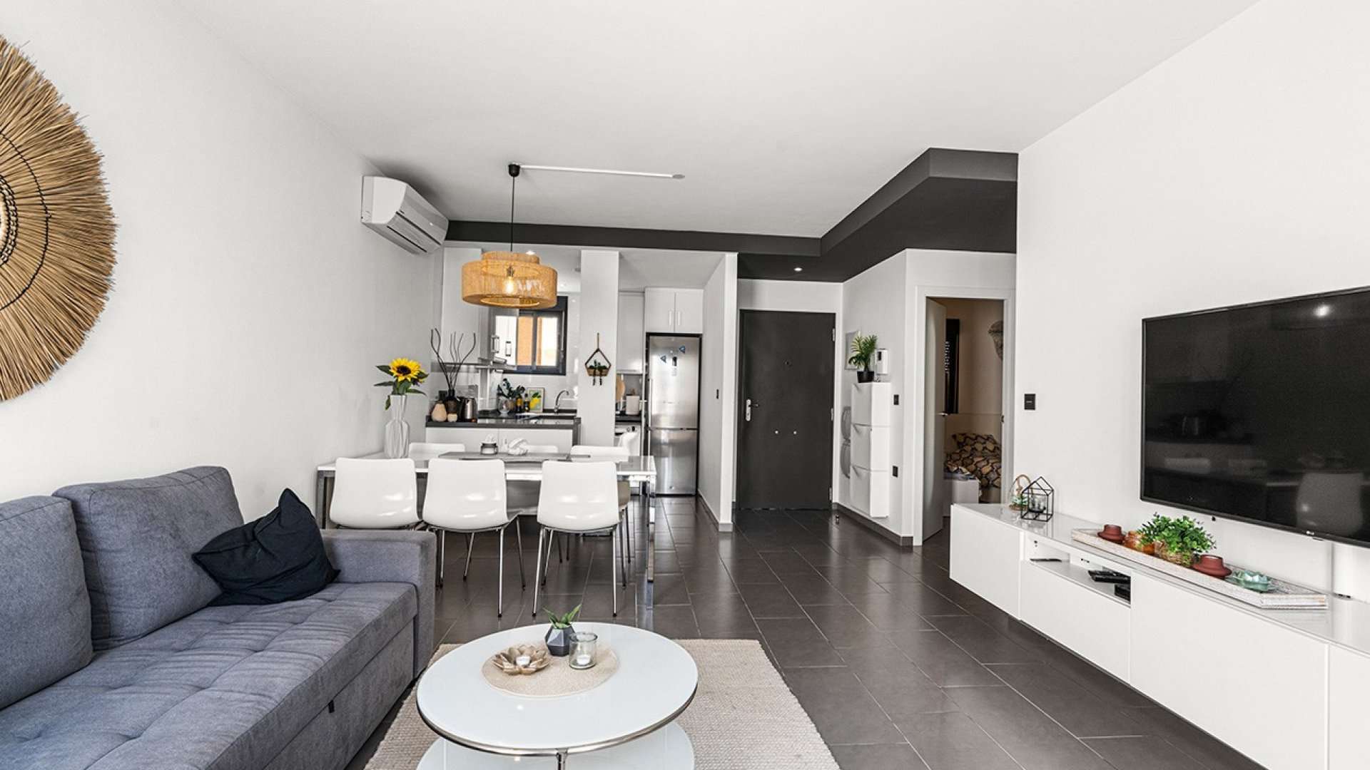 Resale - Apartments -
Orihuela Costa - La Zenia