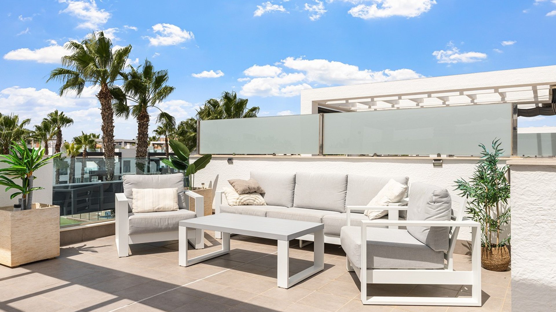 Resale - Apartments -
Orihuela Costa - La Zenia