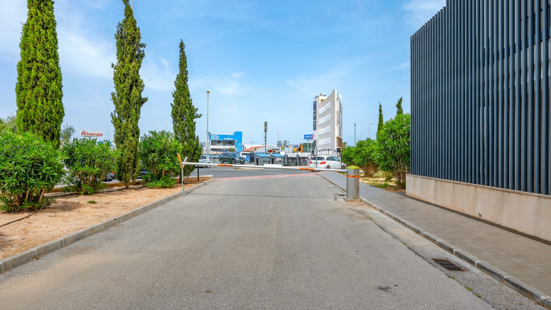 Resale - Apartments -
Orihuela Costa - La Zenia