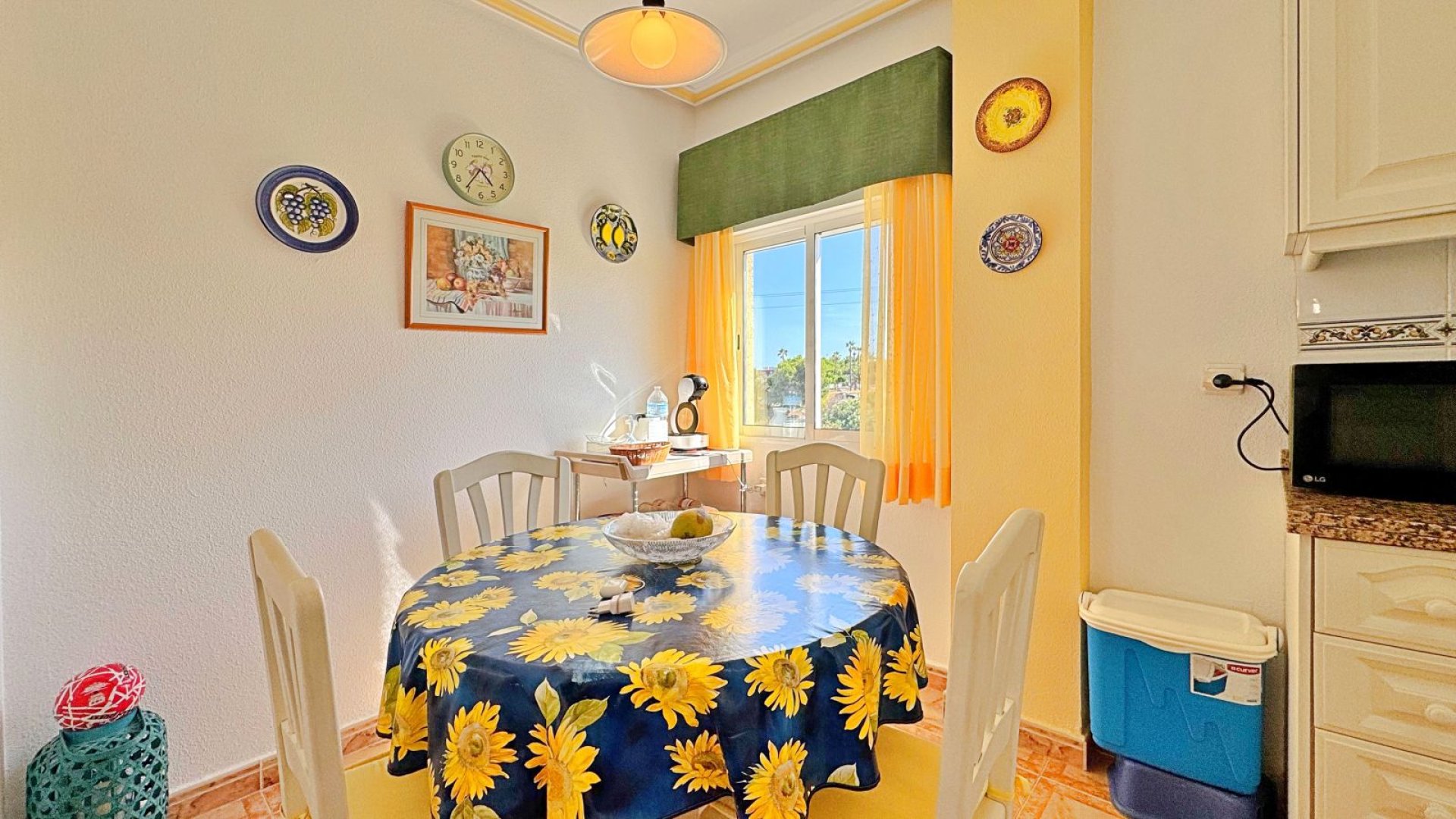 Resale - Apartments -
Orihuela Costa - La Zenia