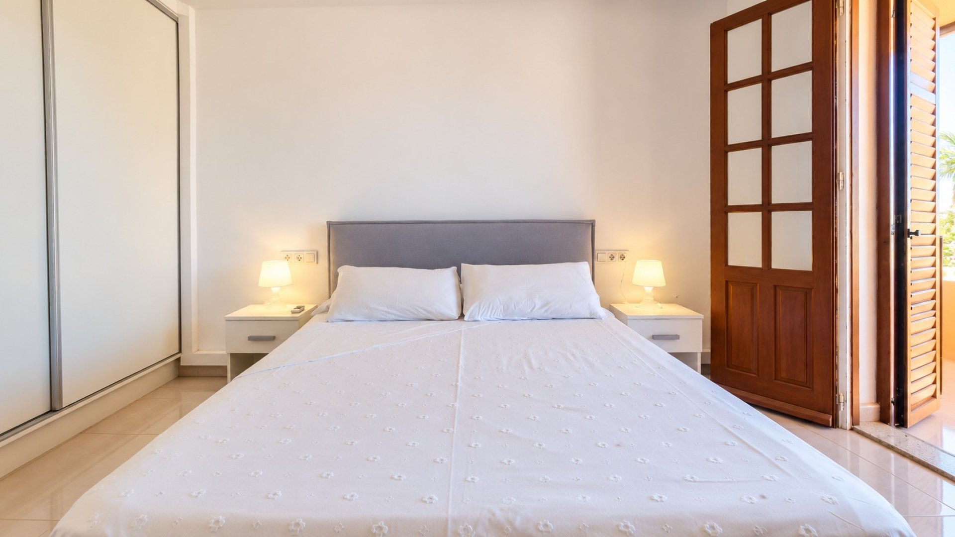 Resale - Apartments -
Orihuela Costa - La Zenia