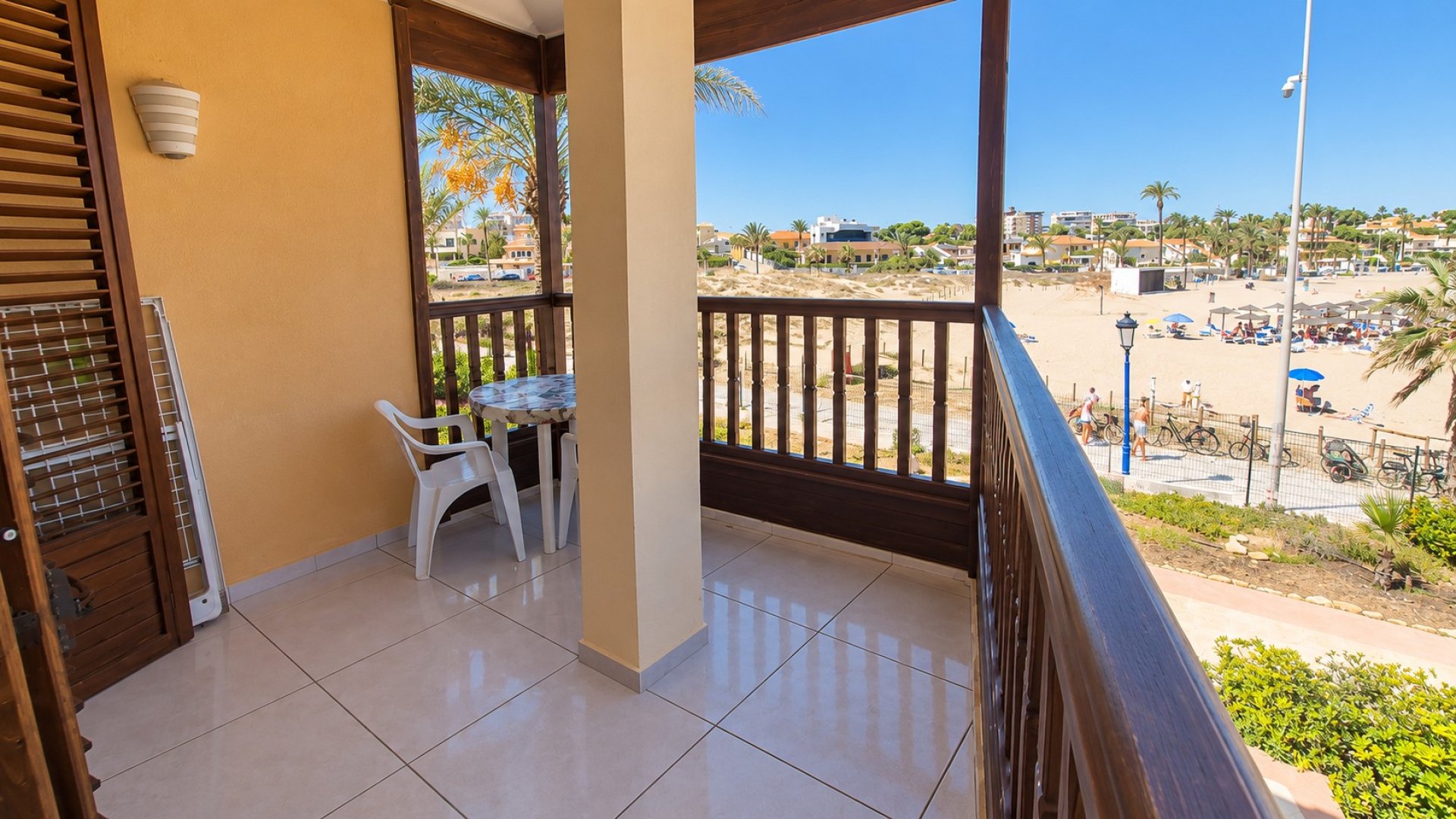 Resale - Apartments -
Orihuela Costa - La Zenia