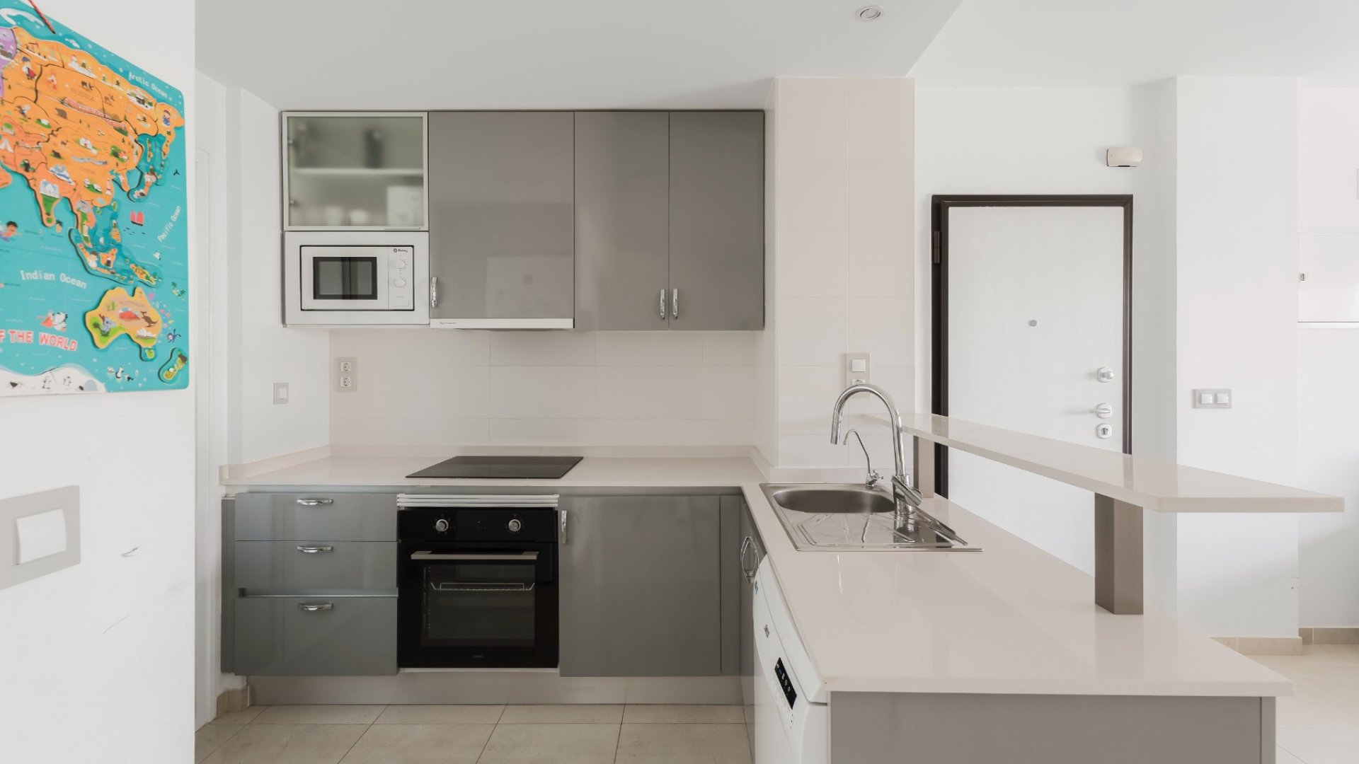 Resale - Apartments -
Orihuela Costa - La Zenia