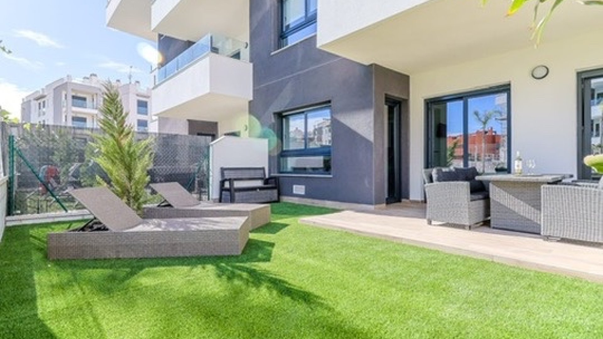 Resale - Apartments -
Orihuela Costa - Las Filipinas