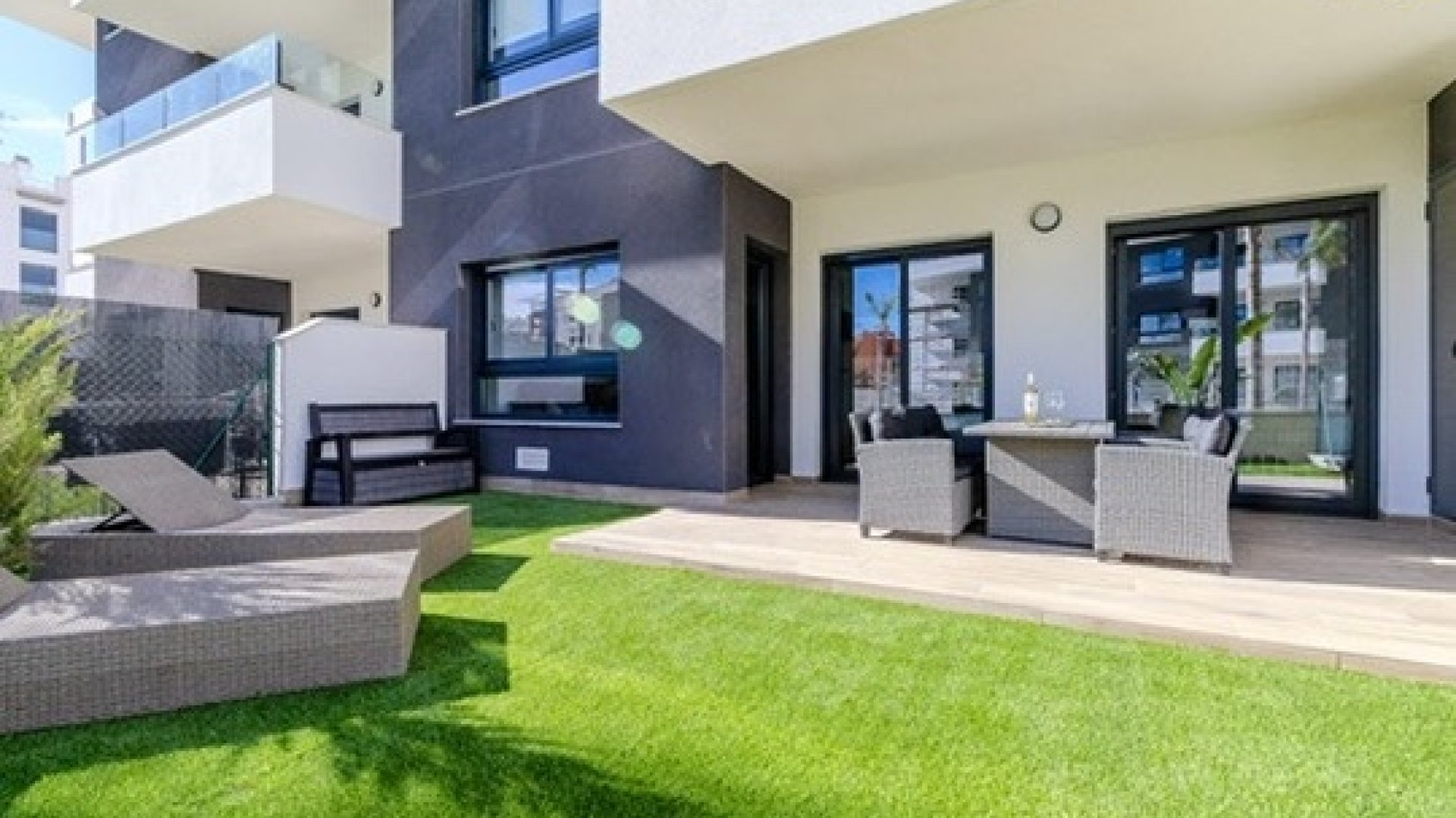 Resale - Apartments -
Orihuela Costa - Las Filipinas