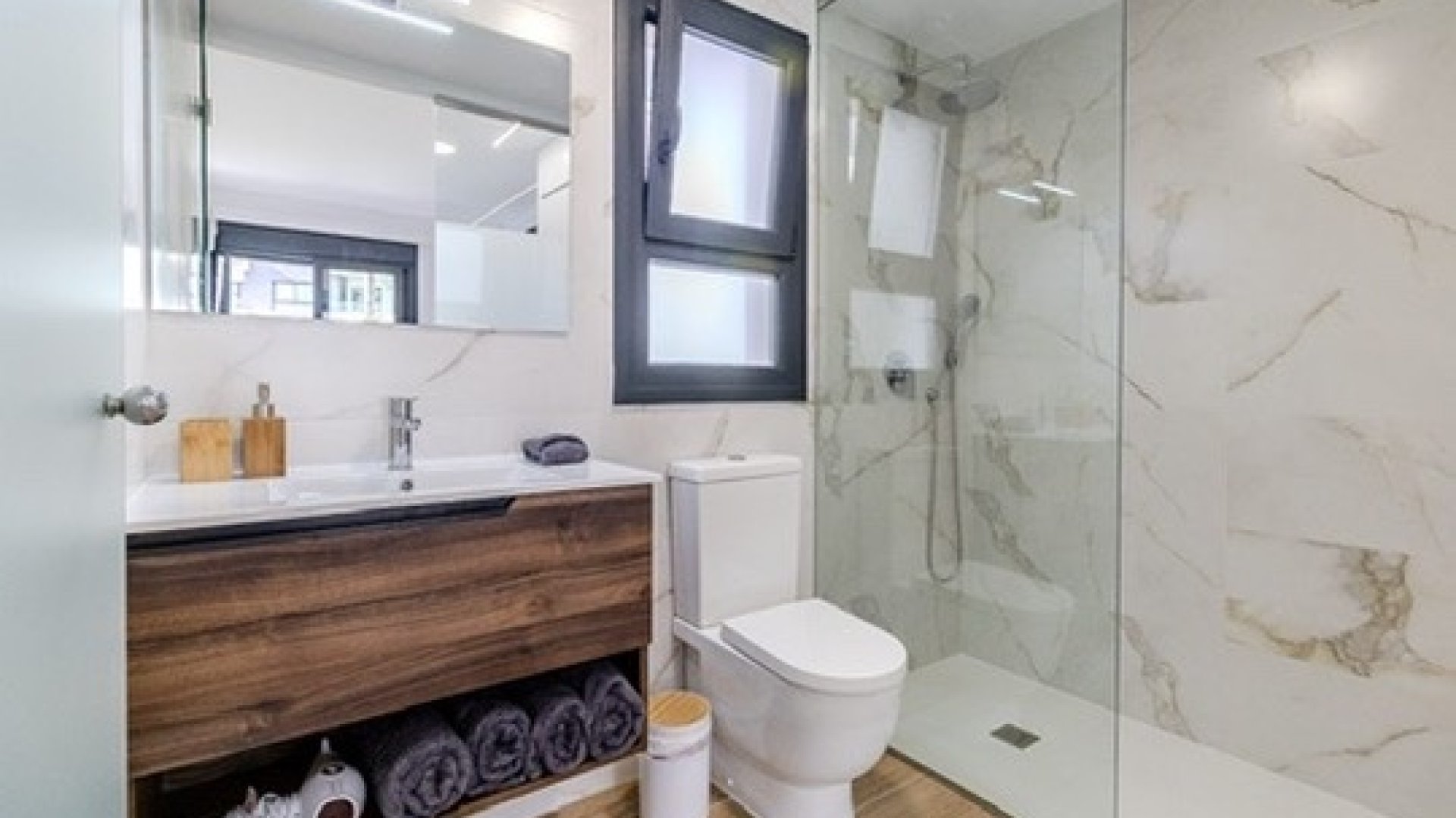Resale - Apartments -
Orihuela Costa - Las Filipinas
