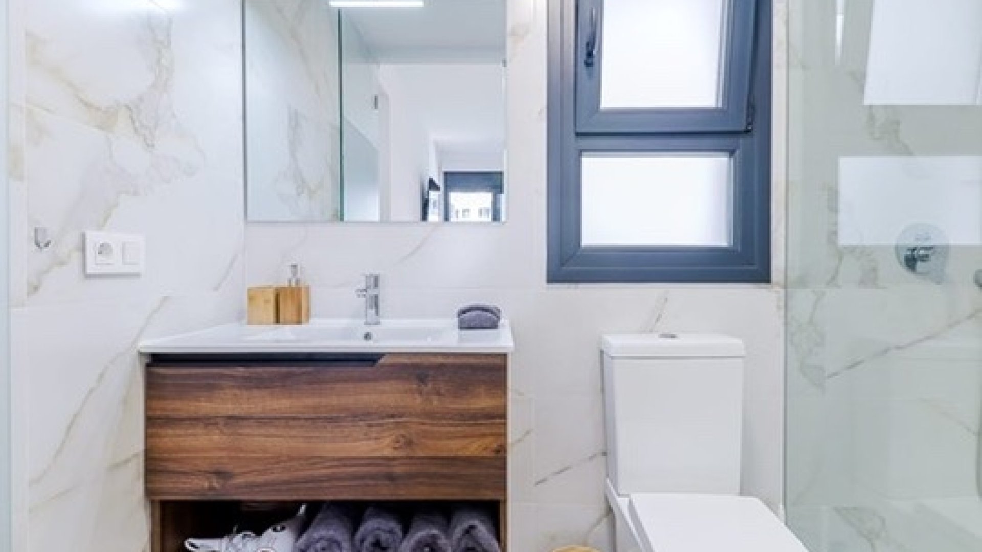 Resale - Apartments -
Orihuela Costa - Las Filipinas