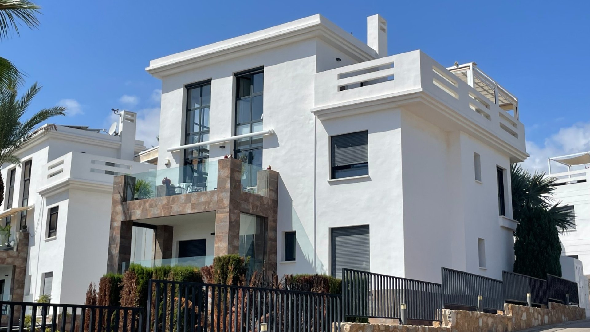 Resale - Apartments -
Orihuela Costa - Las Ramblas