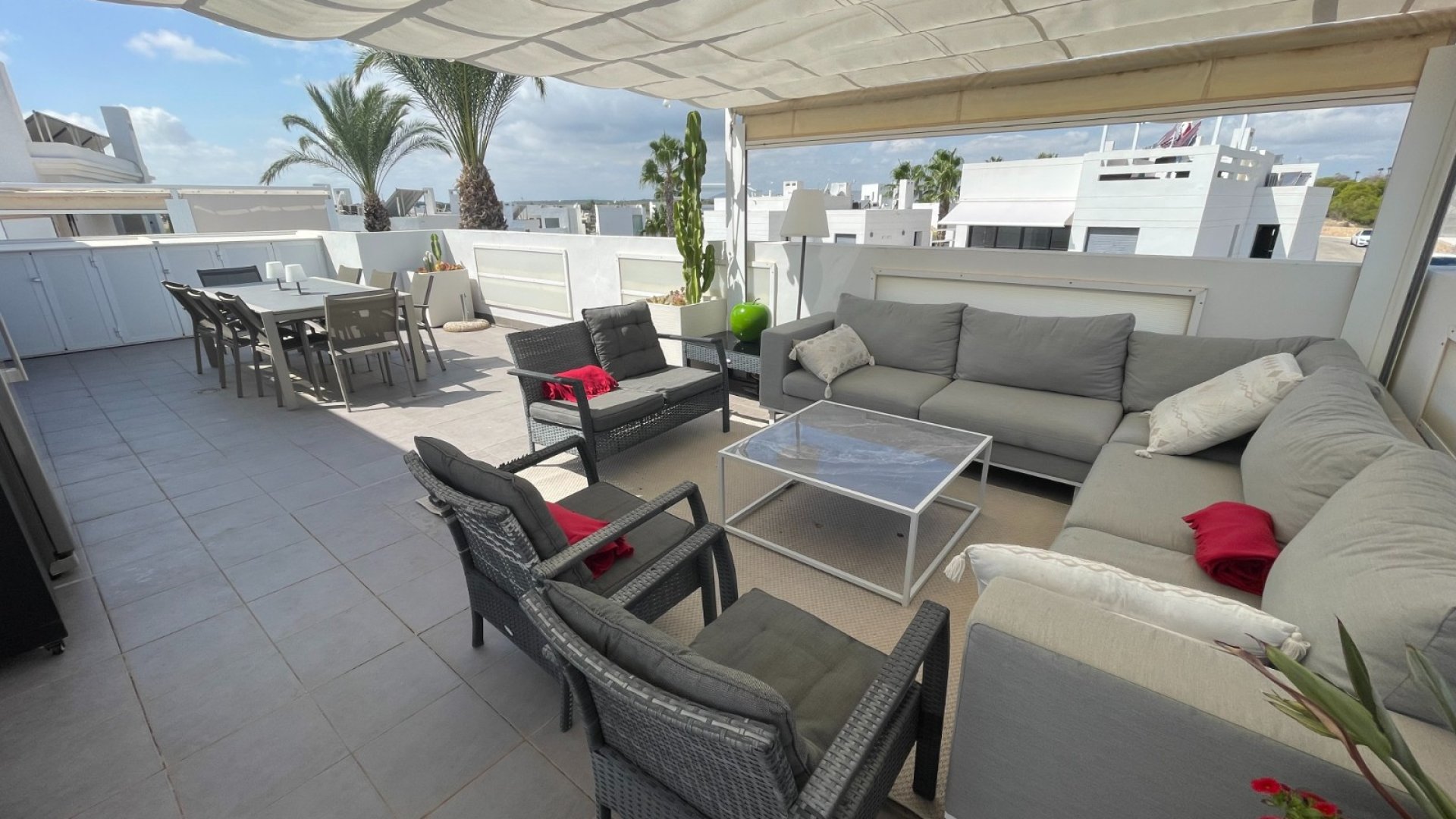 Resale - Apartments -
Orihuela Costa - Las Ramblas