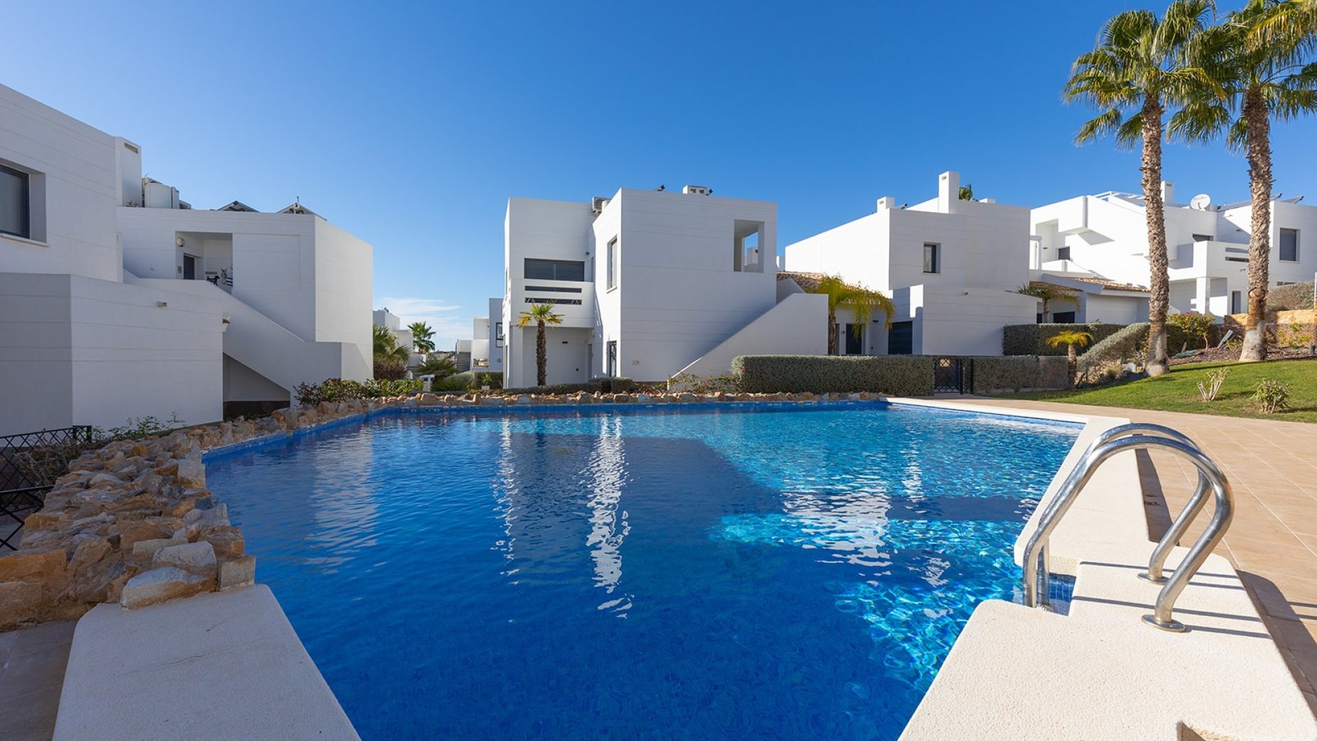 Resale - Apartments -
Orihuela Costa - Las Ramblas