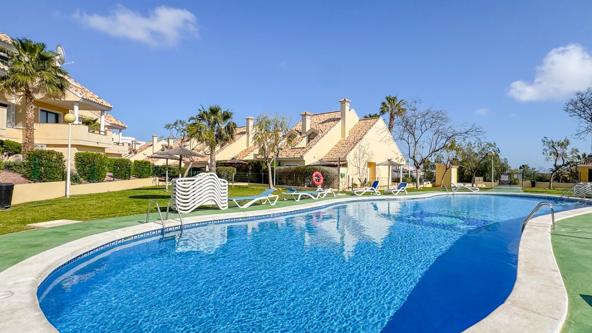 Resale - Apartments -
Orihuela Costa - Lomas de Campoamor