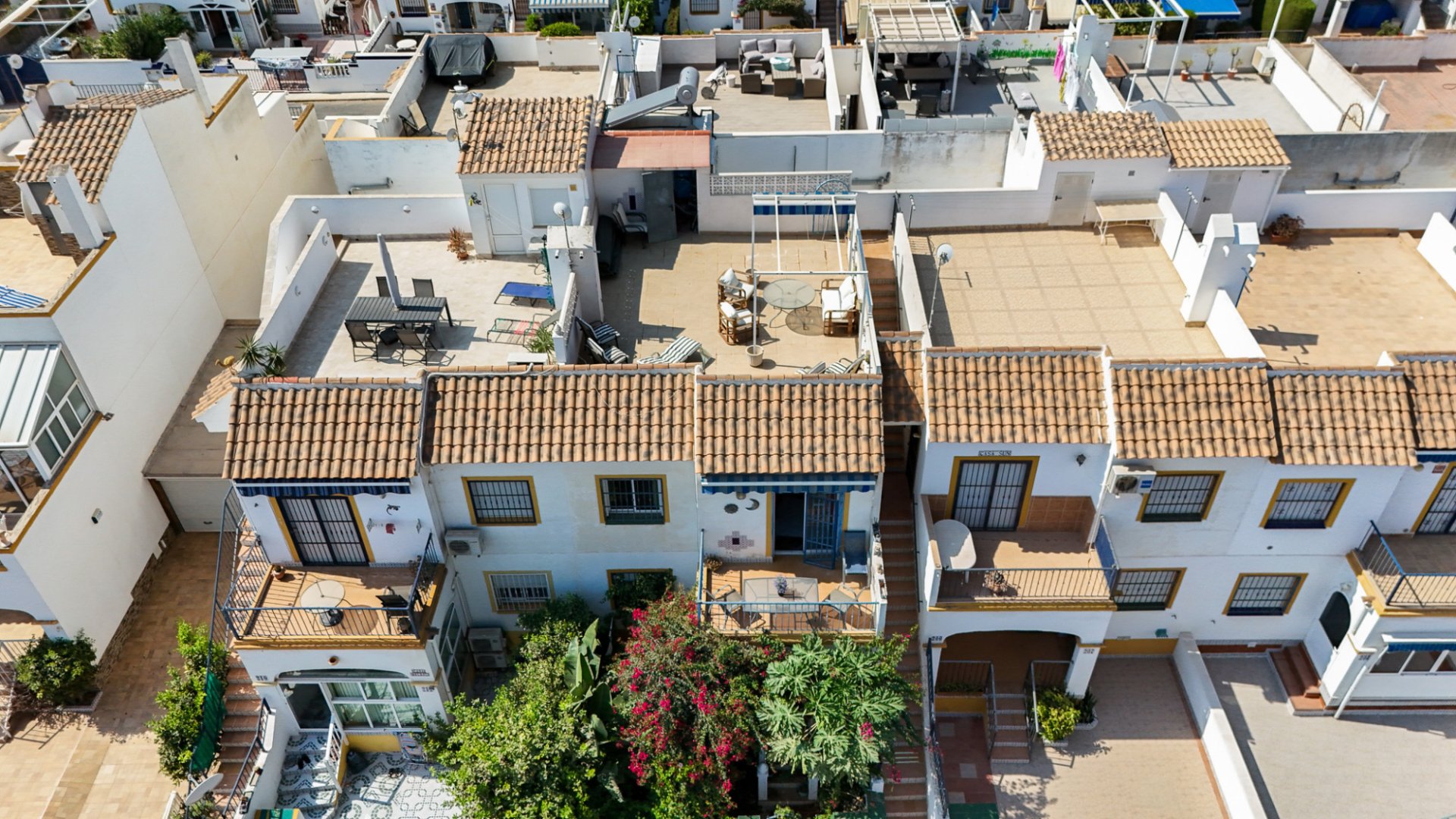 Resale - Apartments -
Orihuela Costa - Los Almendros-La Florida