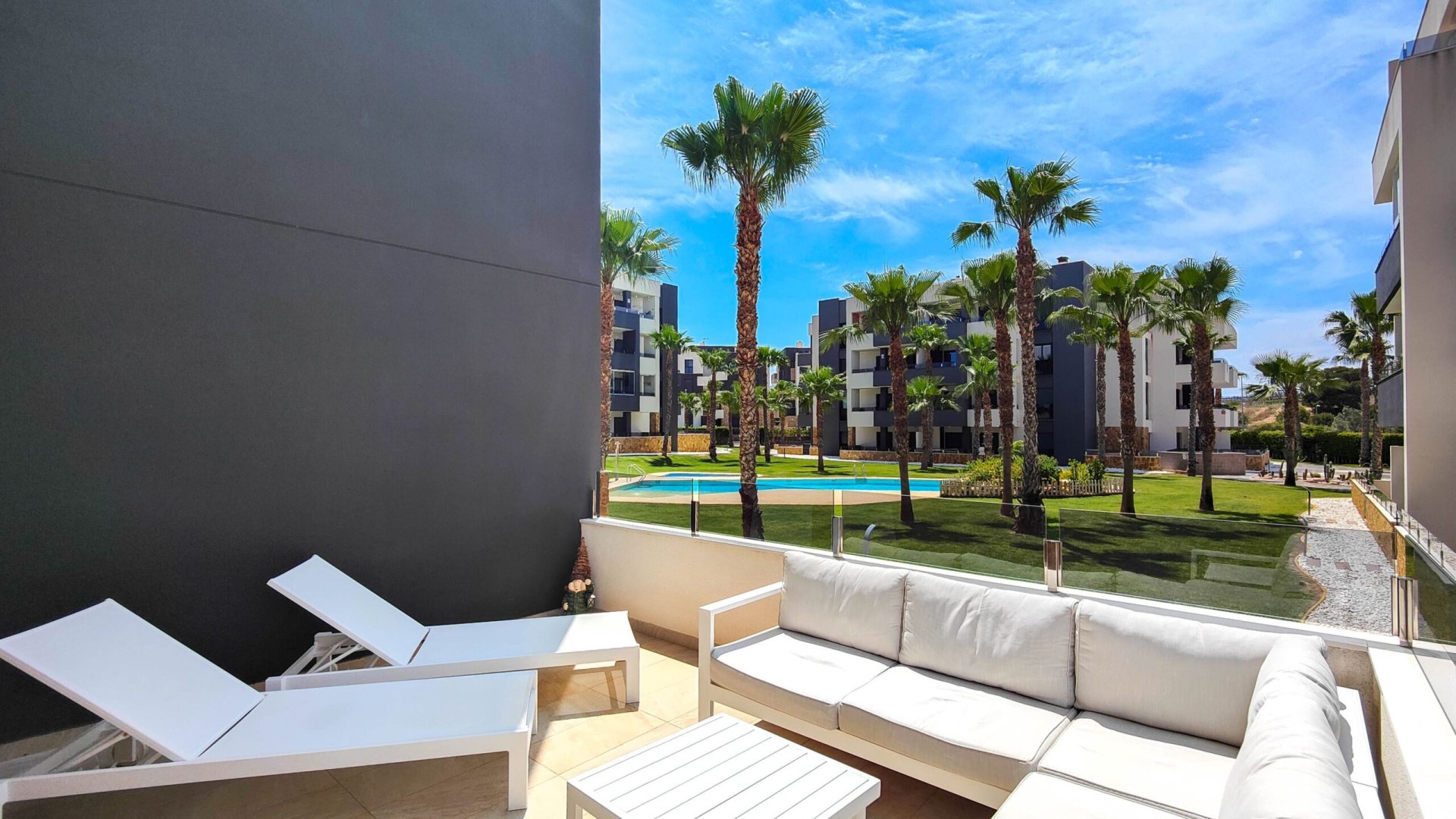 Resale - Apartments -
Orihuela Costa - Los Altos