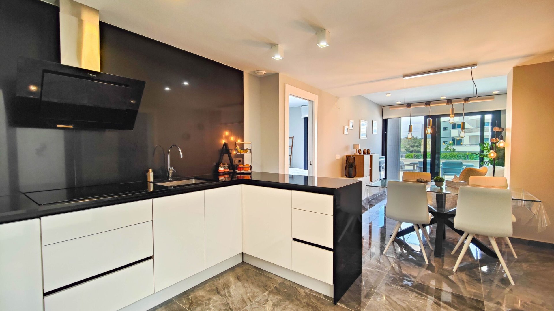 Resale - Apartments -
Orihuela Costa - Los Altos