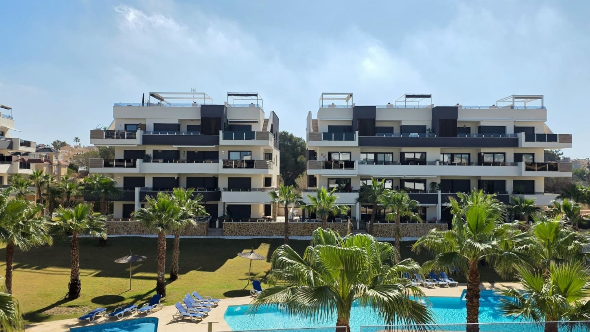 Resale - Apartments -
Orihuela Costa - Los Altos