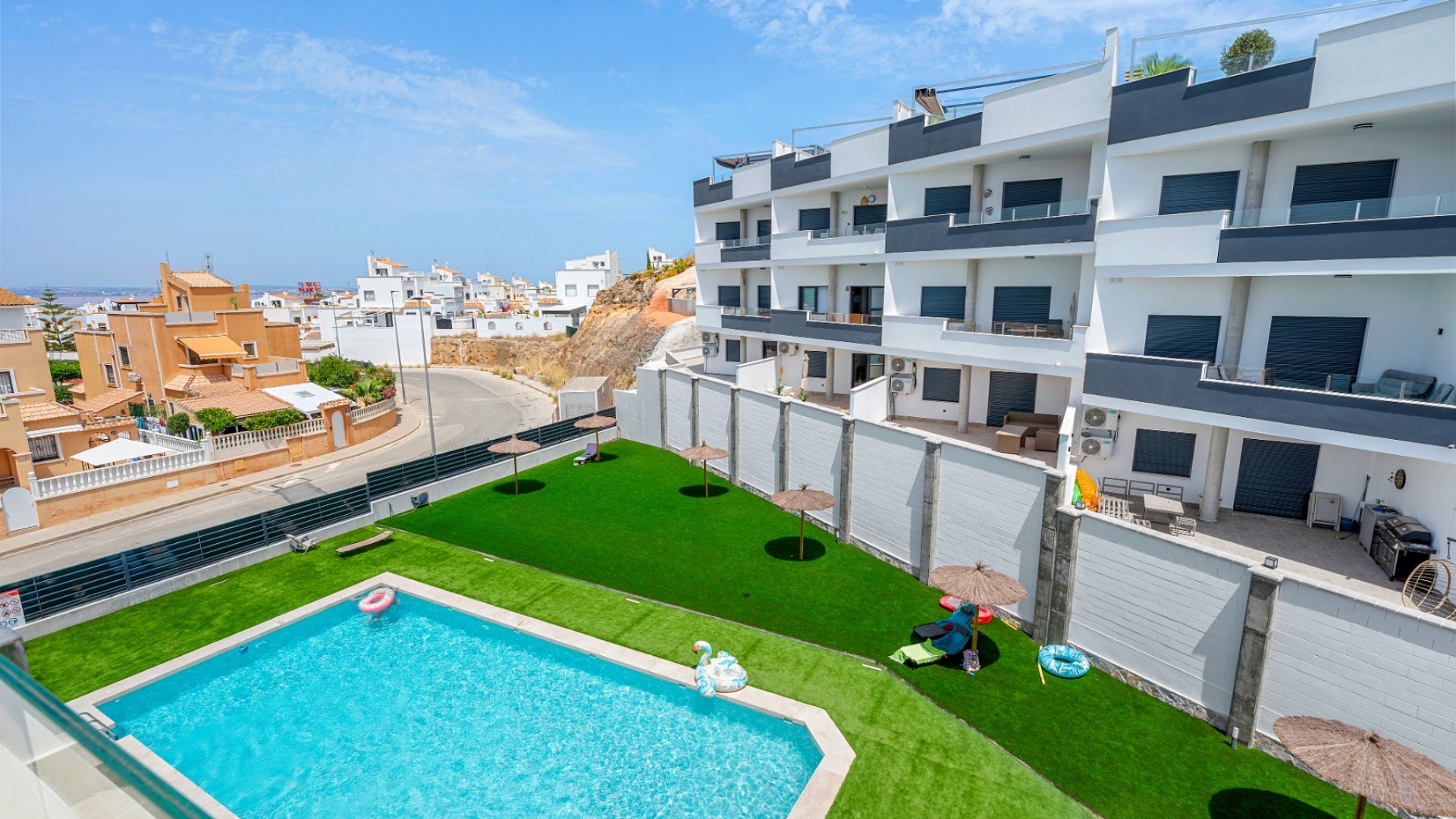 Resale - Apartments -
Orihuela Costa - Los Altos