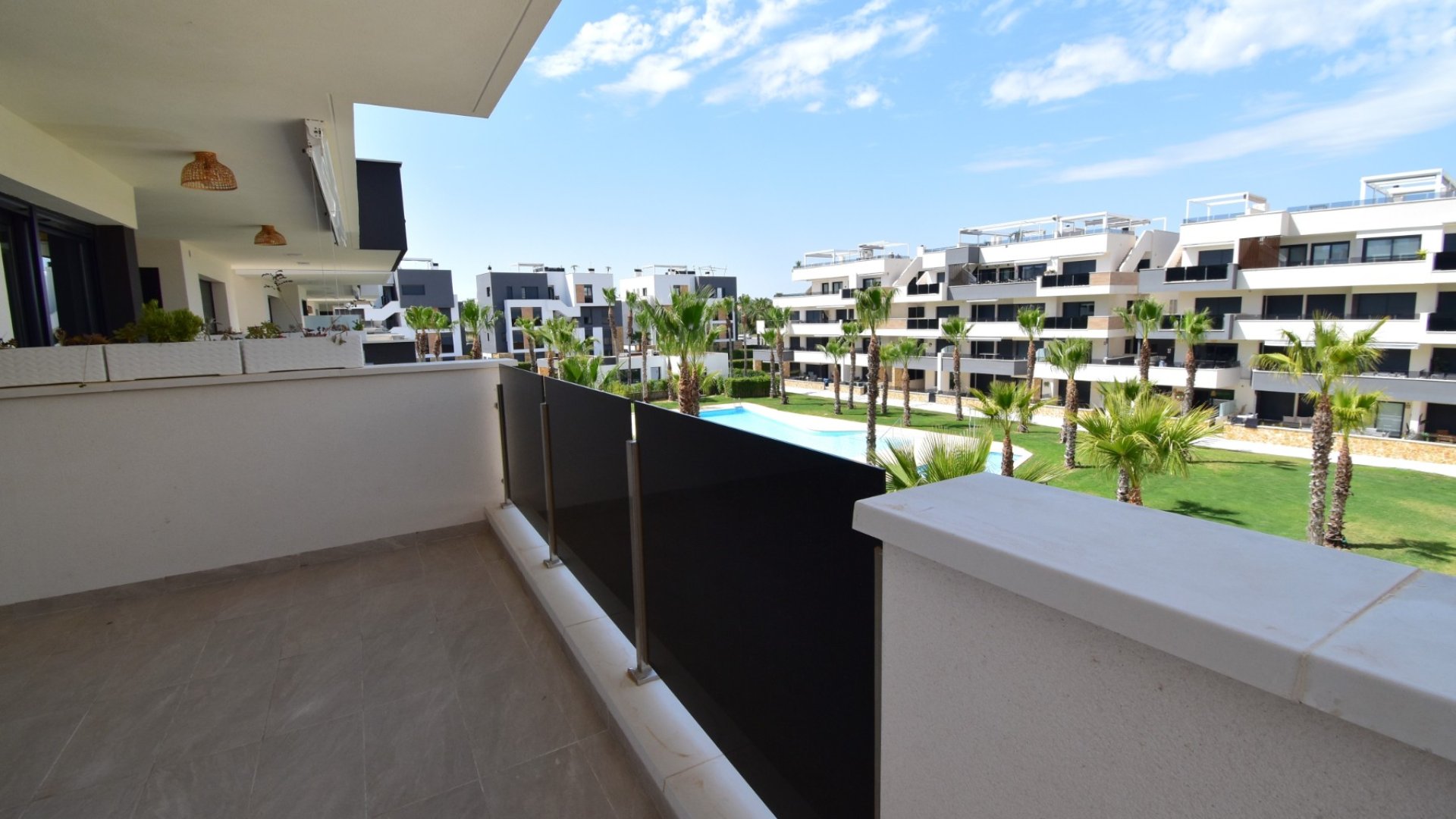 Resale - Apartments -
Orihuela Costa - Los Altos