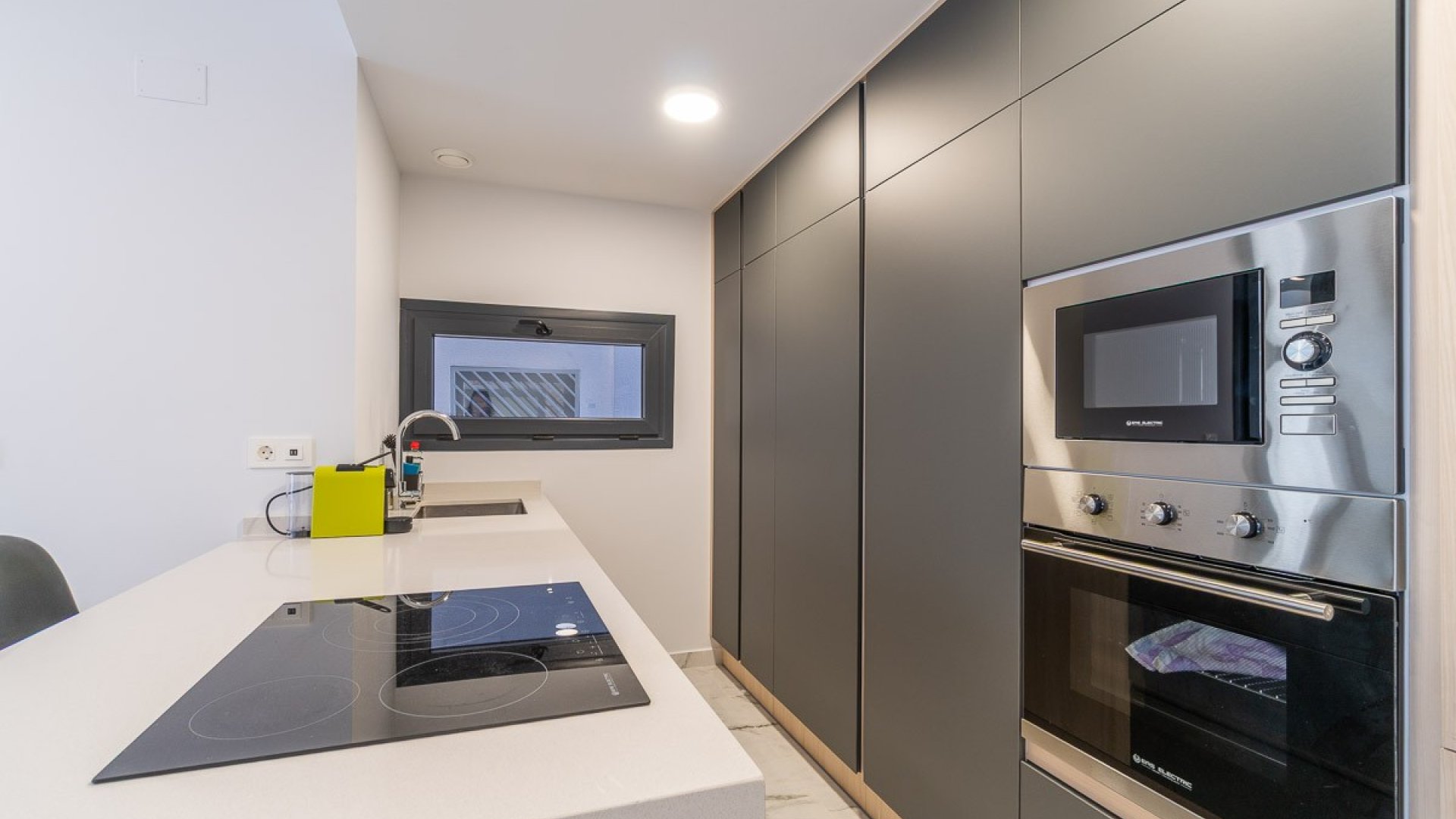 Resale - Apartments -
Orihuela Costa - Los Altos