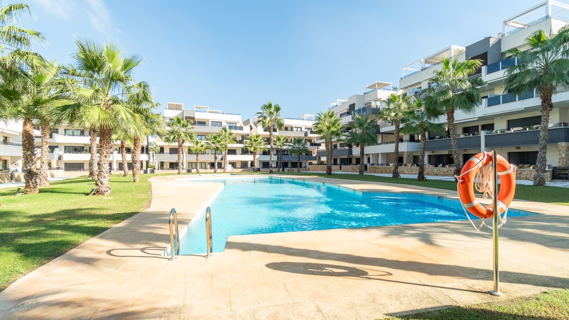 Resale - Apartments -
Orihuela Costa - Los Altos