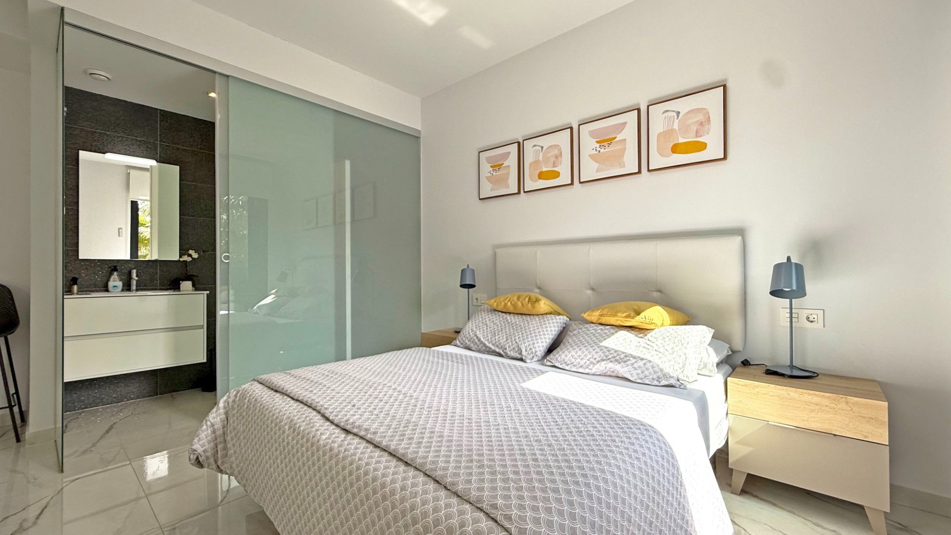 Resale - Apartments -
Orihuela Costa - Los Altos