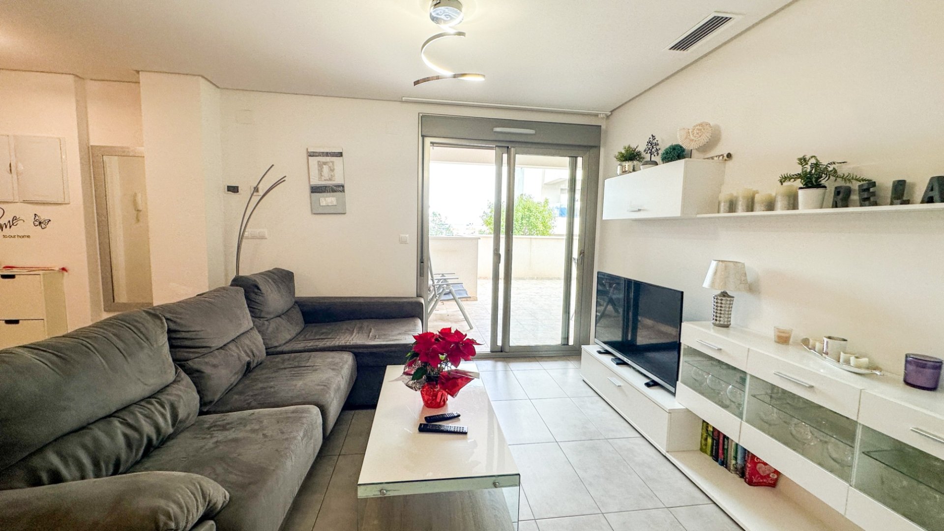 Resale - Apartments -
Orihuela Costa - Los Dolses