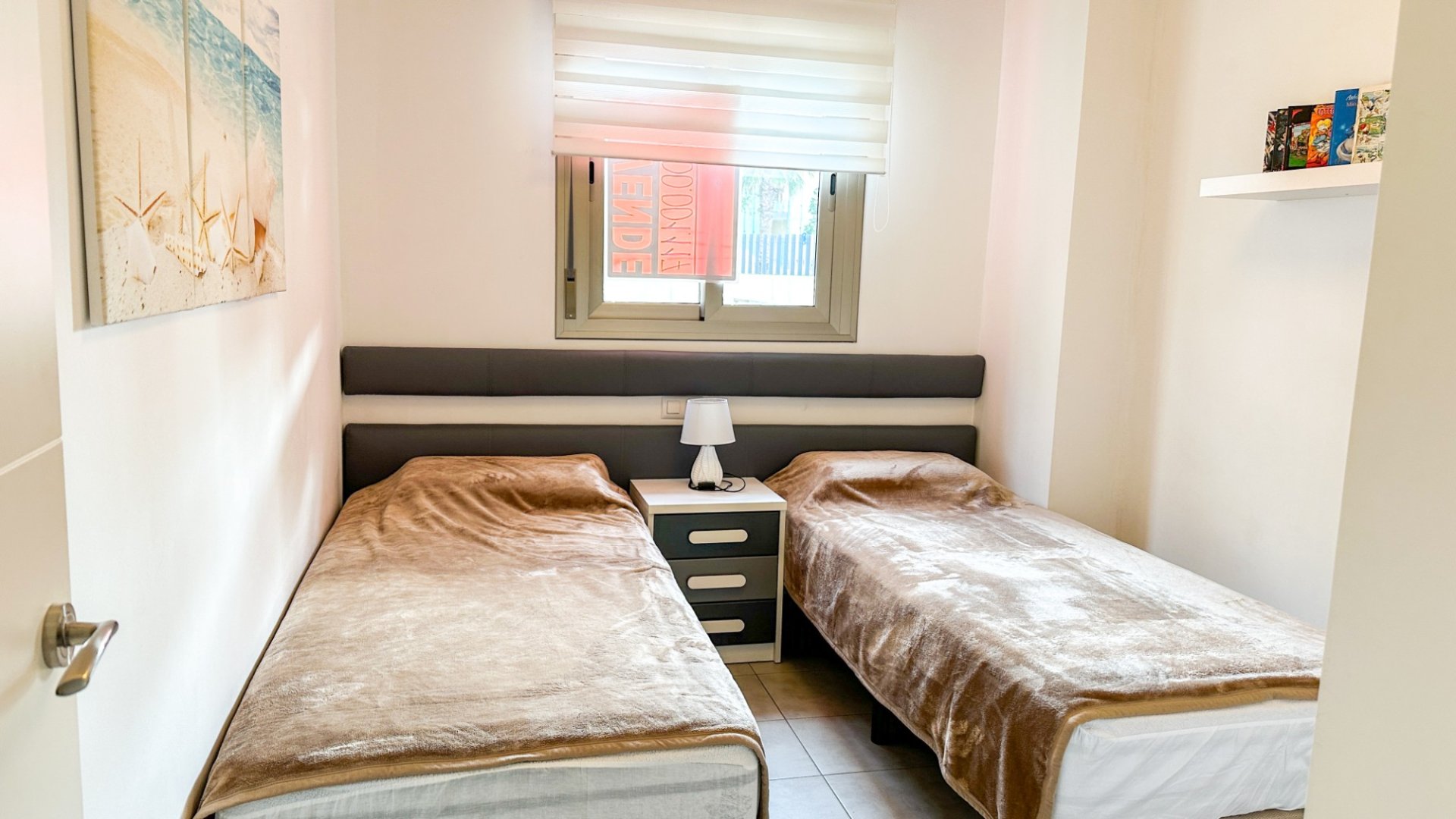 Resale - Apartments -
Orihuela Costa - Los Dolses