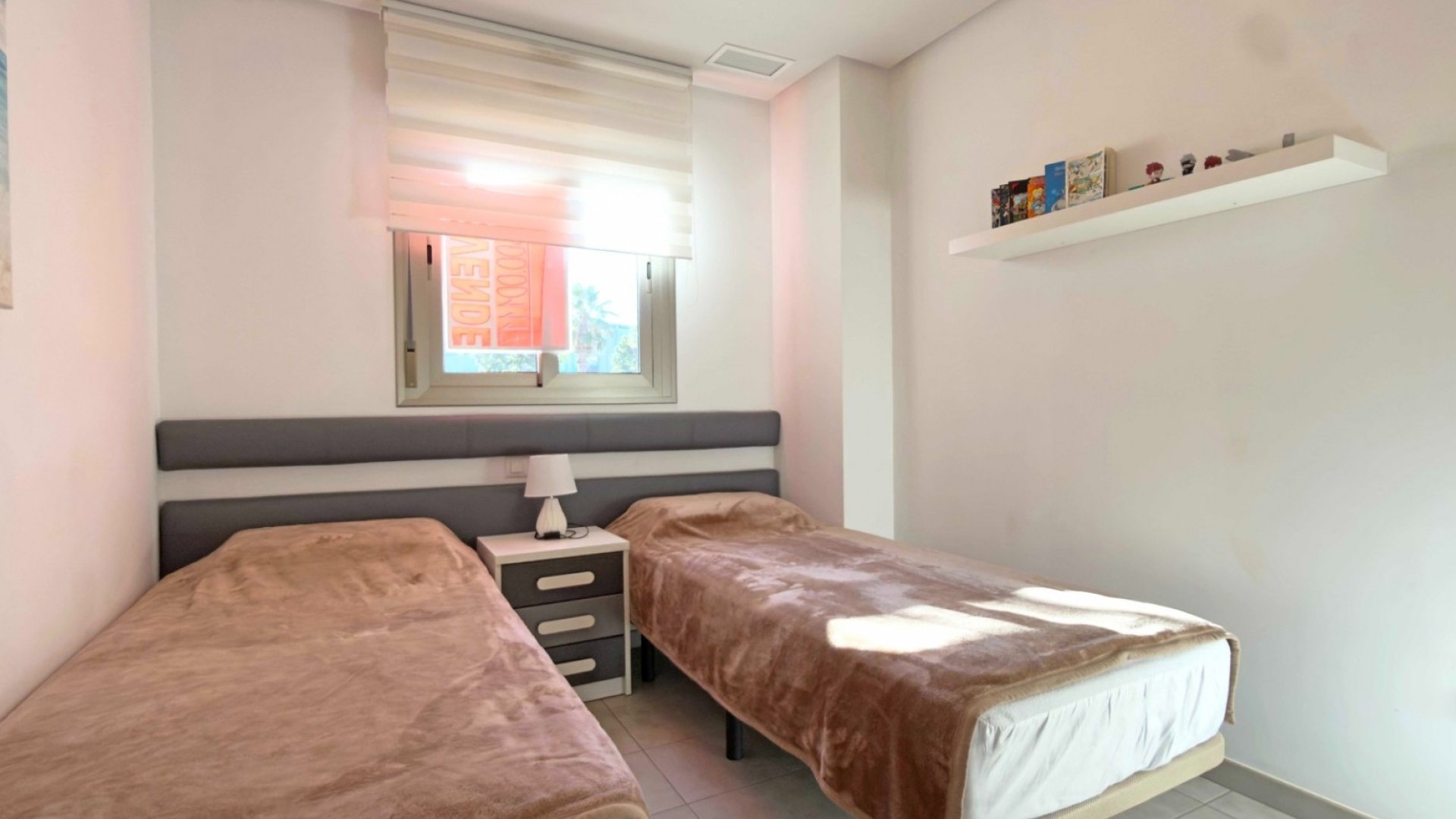 Resale - Apartments -
Orihuela Costa - Los Dolses