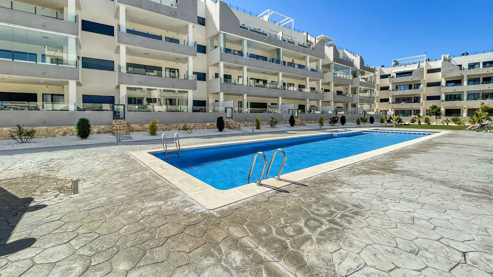 Resale - Apartments -
Orihuela Costa - Los Dolses