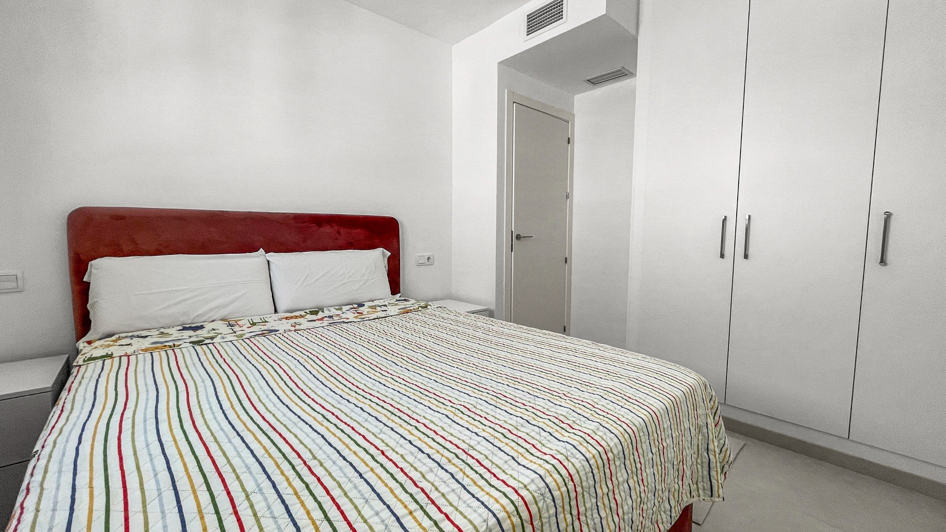 Resale - Apartments -
Orihuela Costa - Los Dolses
