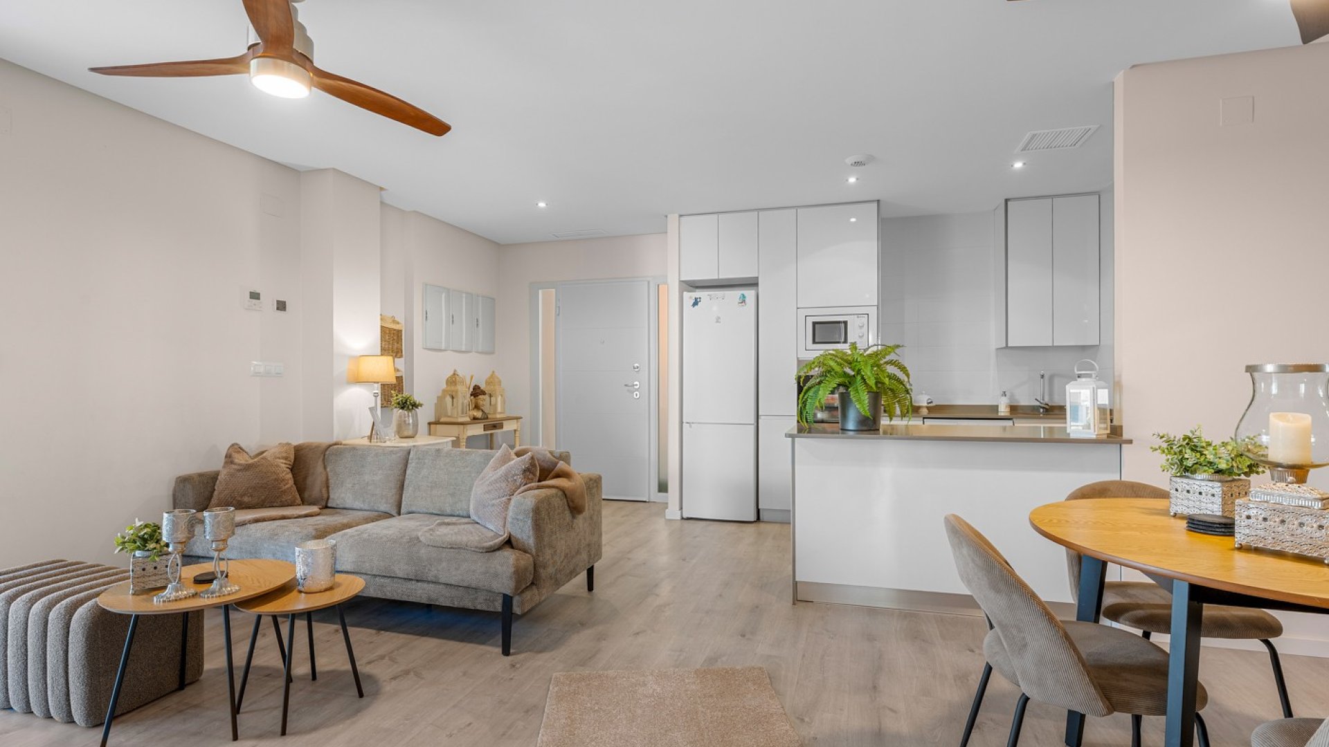 Resale - Apartments -
Orihuela Costa - Los Dolses
