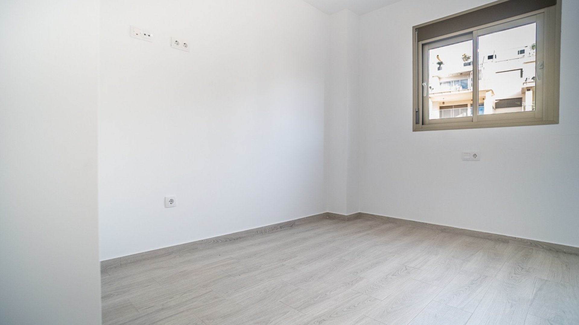 Resale - Apartments -
Orihuela Costa - Los Dolses