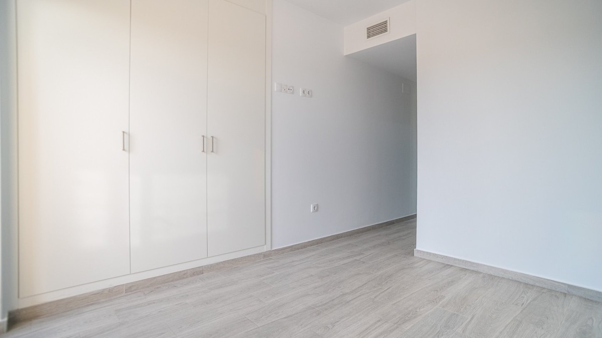 Resale - Apartments -
Orihuela Costa - Los Dolses