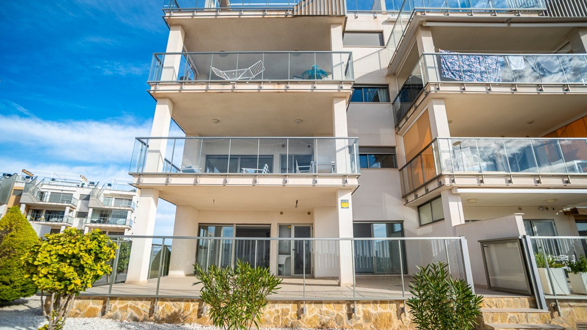 Resale - Apartments -
Orihuela Costa - Los Dolses