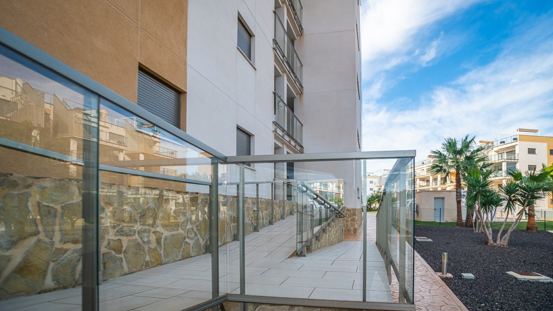 Resale - Apartments -
Orihuela Costa - Los Dolses