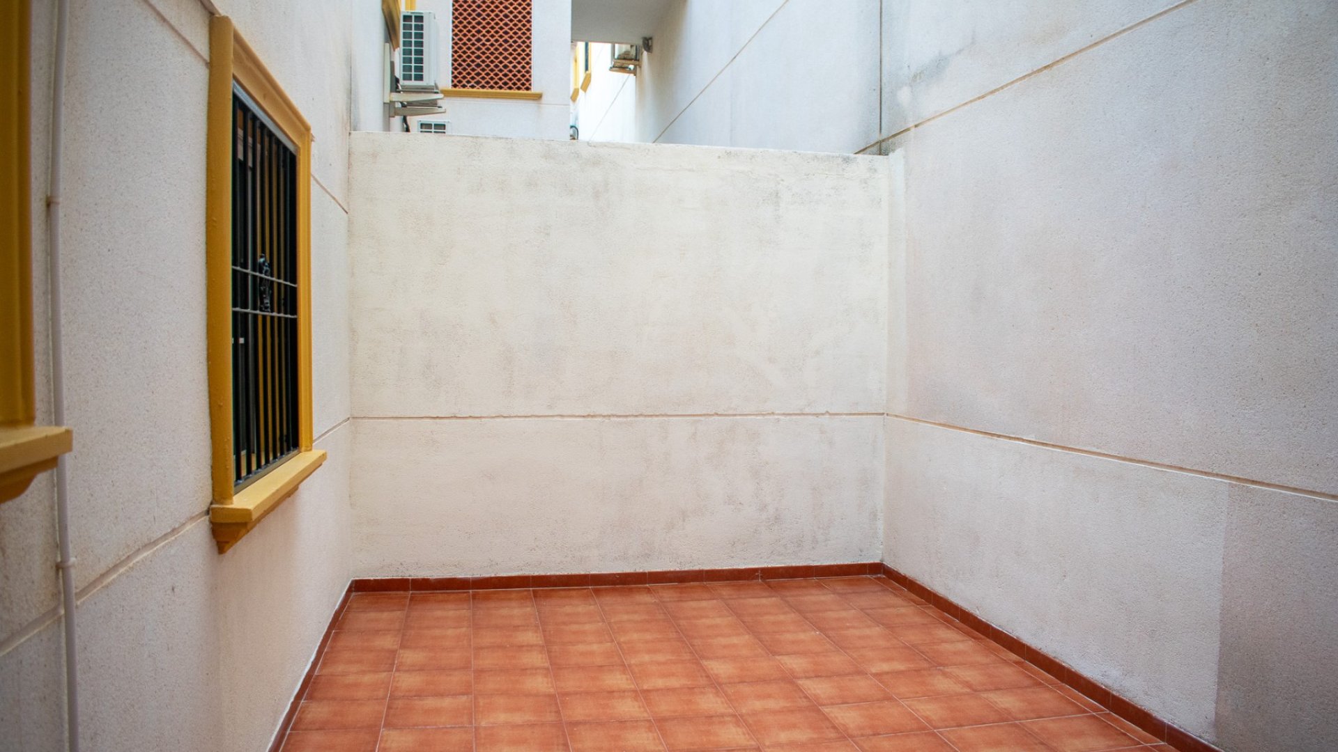 Resale - Apartments -
Orihuela Costa - Los Dolses