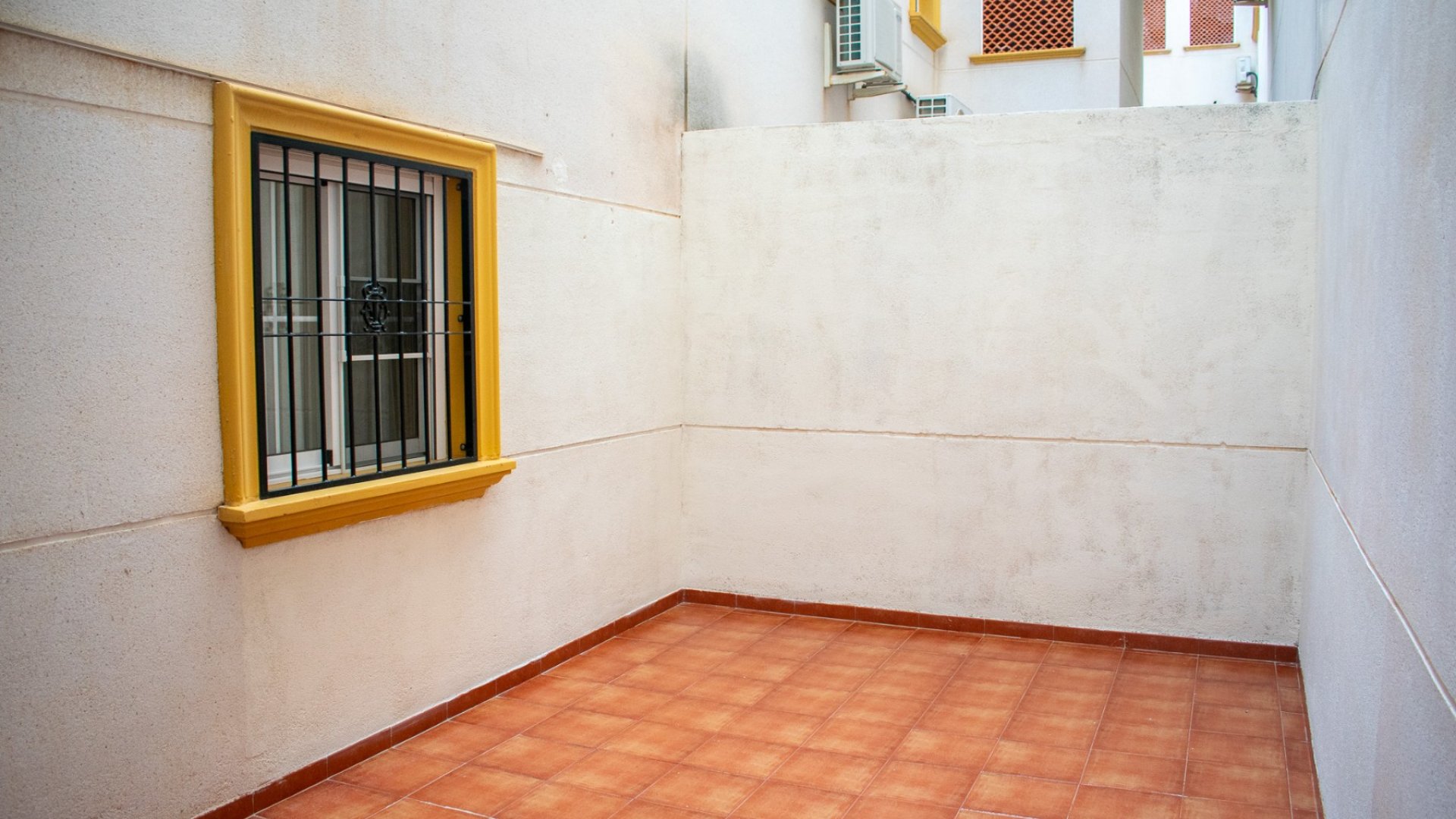 Resale - Apartments -
Orihuela Costa - Los Dolses