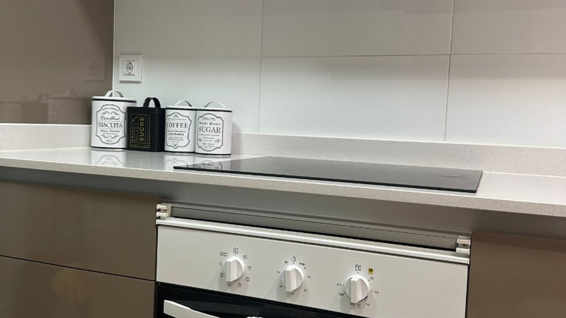 Resale - Apartments -
Orihuela Costa - Los Dolses