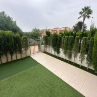 Resale - Apartments -
Orihuela Costa - Los Dolses