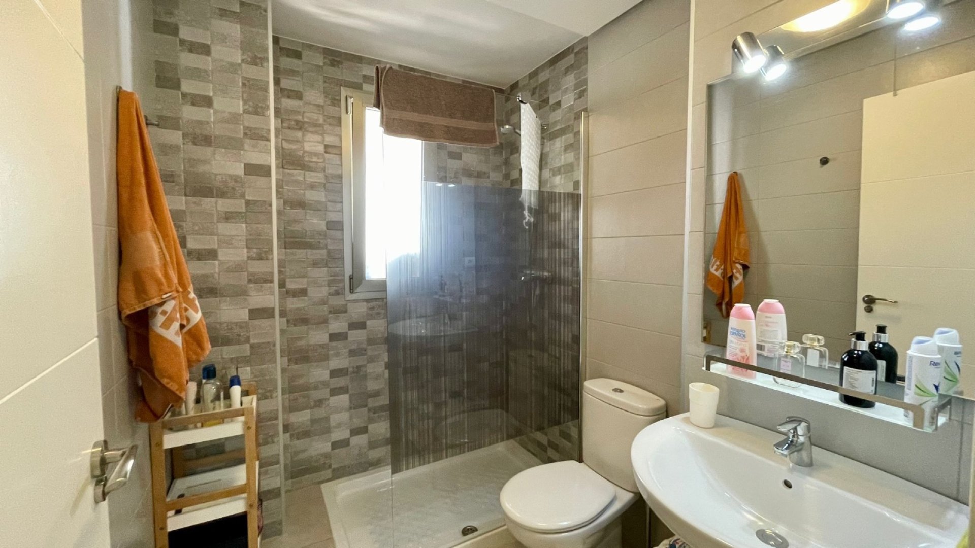 Resale - Apartments -
Orihuela Costa - Los Dolses