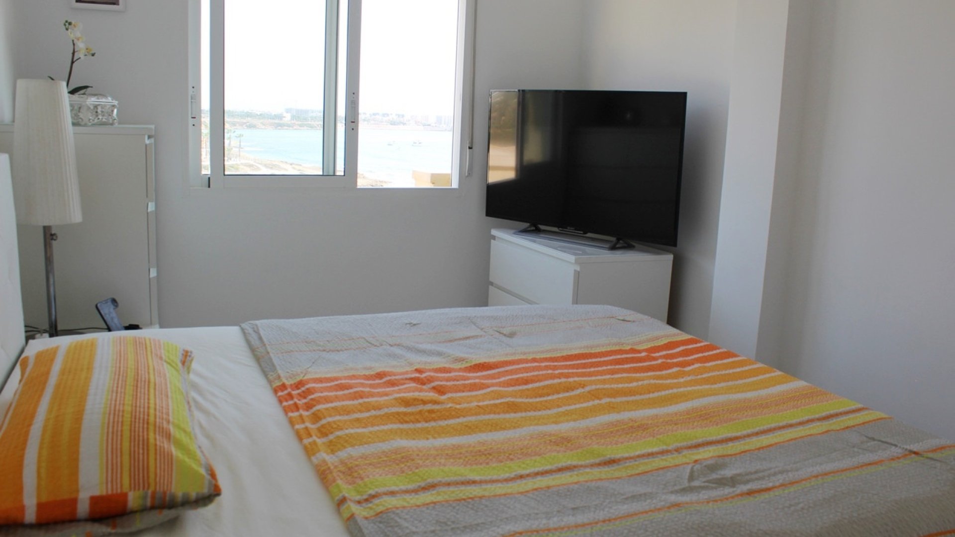 Resale - Apartments -
Orihuela Costa - Playa Flamenca