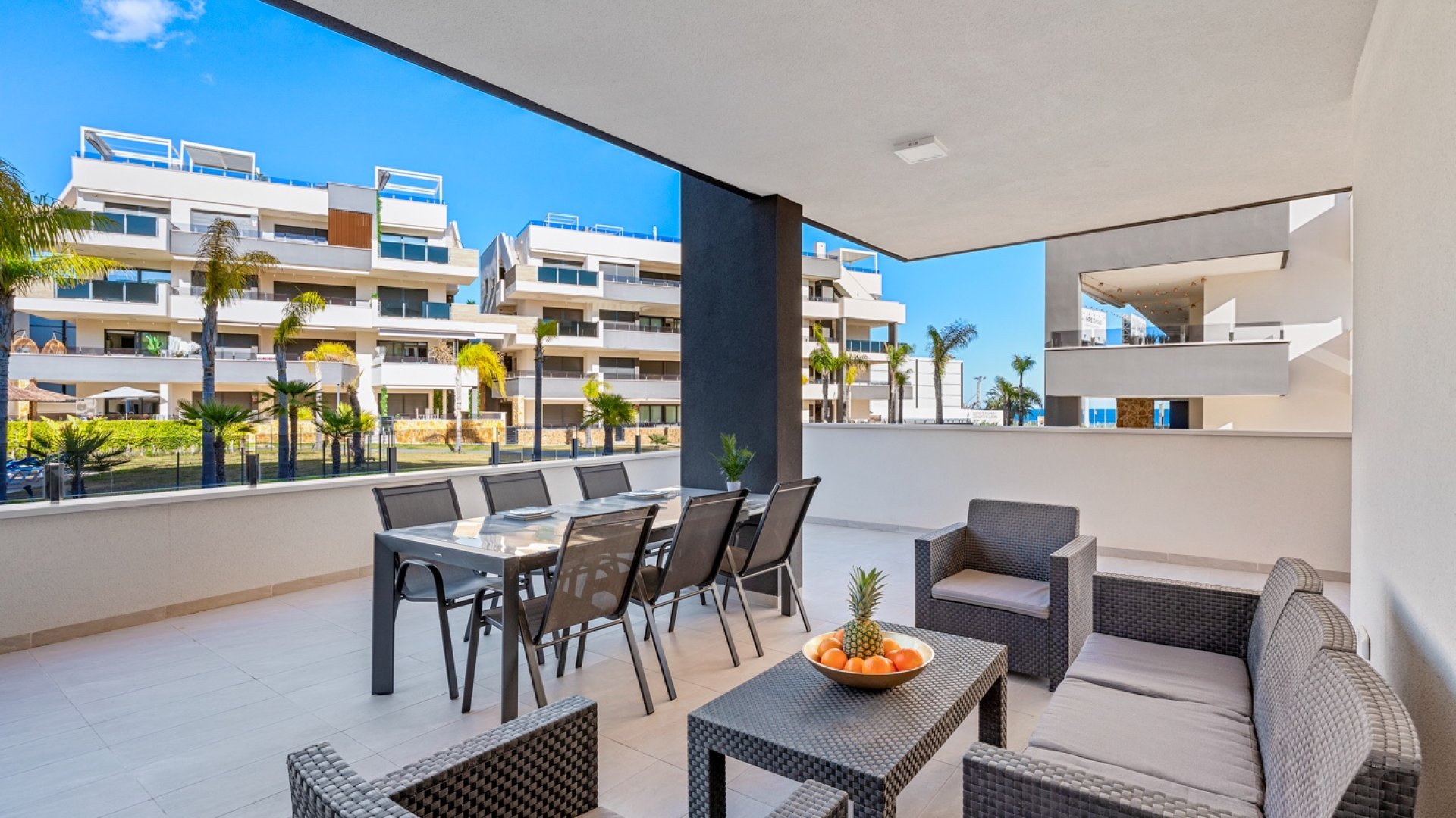 Resale - Apartments -
Orihuela Costa - Playa Flamenca