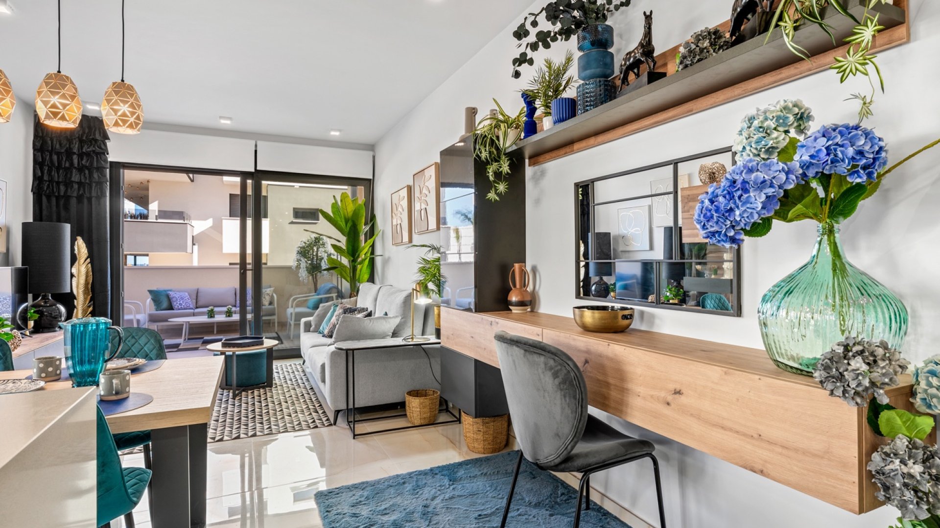 Resale - Apartments -
Orihuela Costa - Playa Flamenca