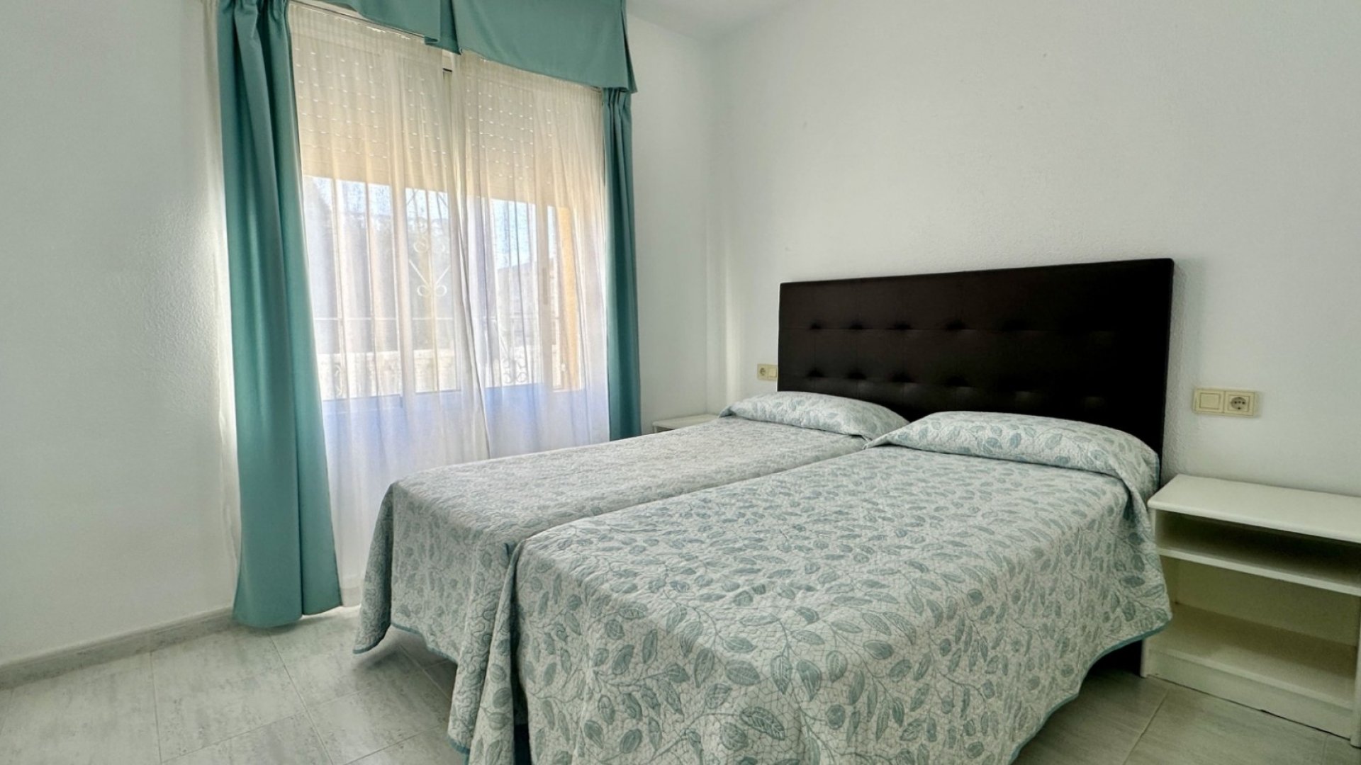 Resale - Apartments -
Orihuela Costa - Playa Flamenca