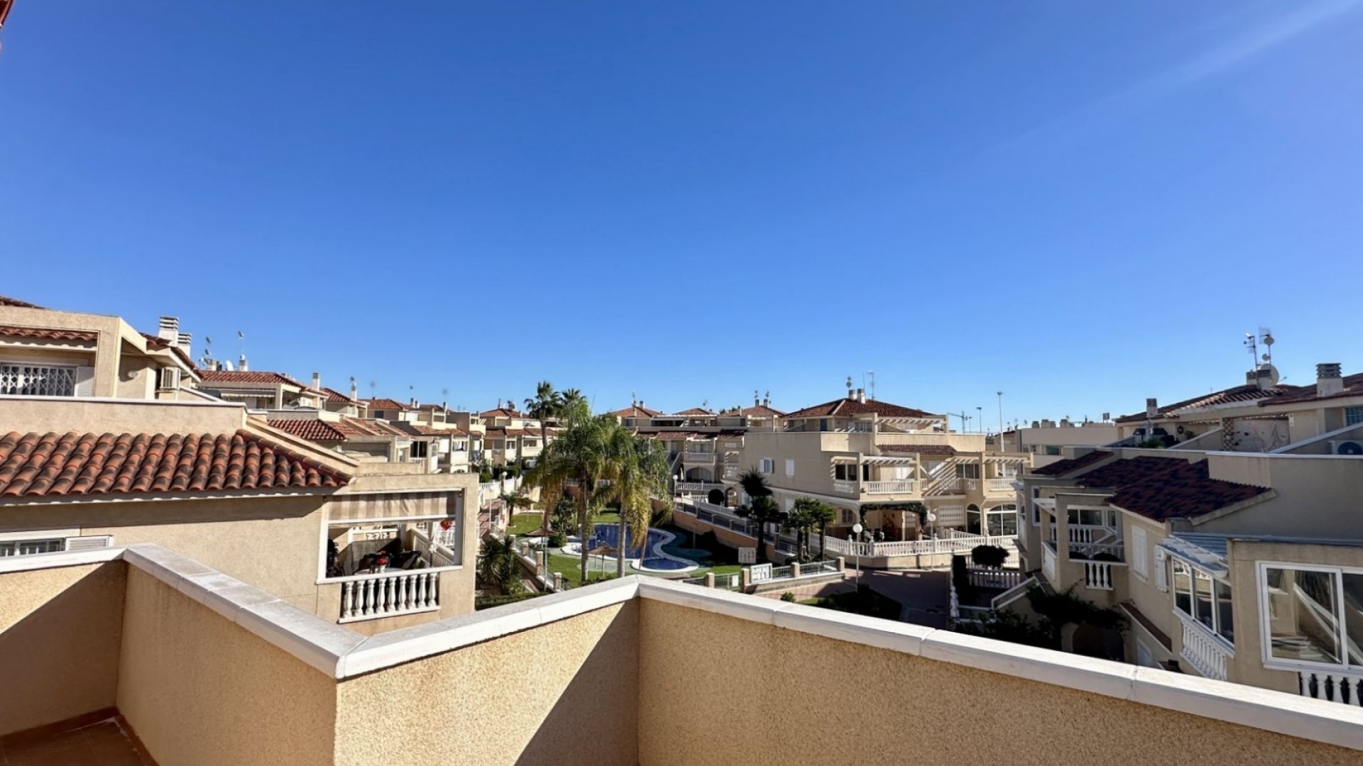 Resale - Apartments -
Orihuela Costa - Playa Flamenca