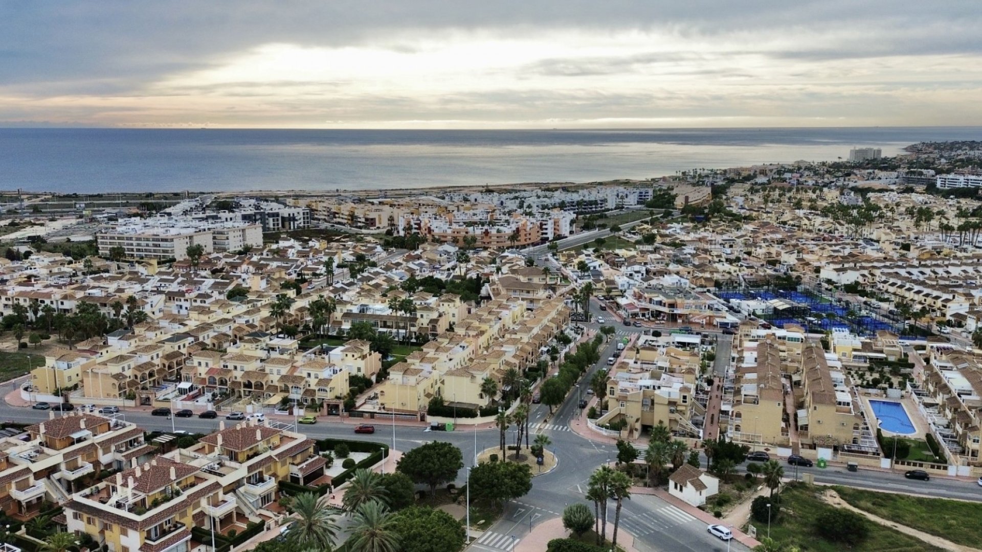 Resale - Apartments -
Orihuela Costa - Playa Flamenca