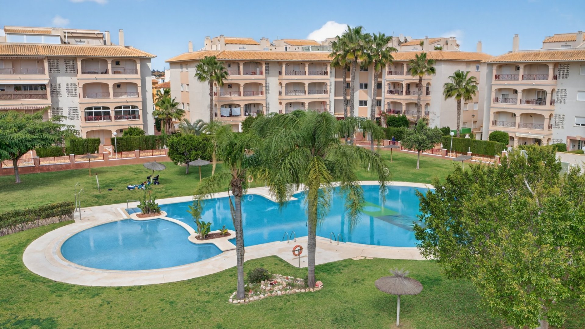 Resale - Apartments -
Orihuela Costa - Playa Flamenca