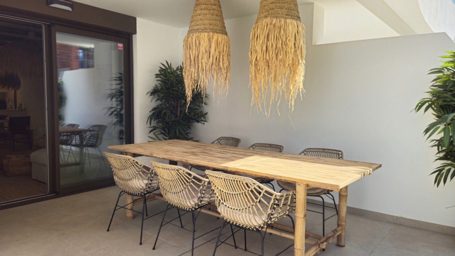 Resale - Apartments -
Orihuela Costa - Playa Flamenca