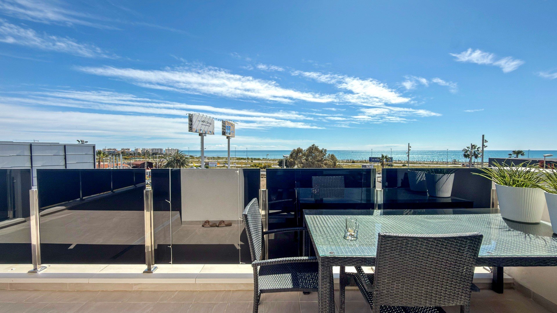 Resale - Apartments -
Orihuela Costa - Playa Flamenca