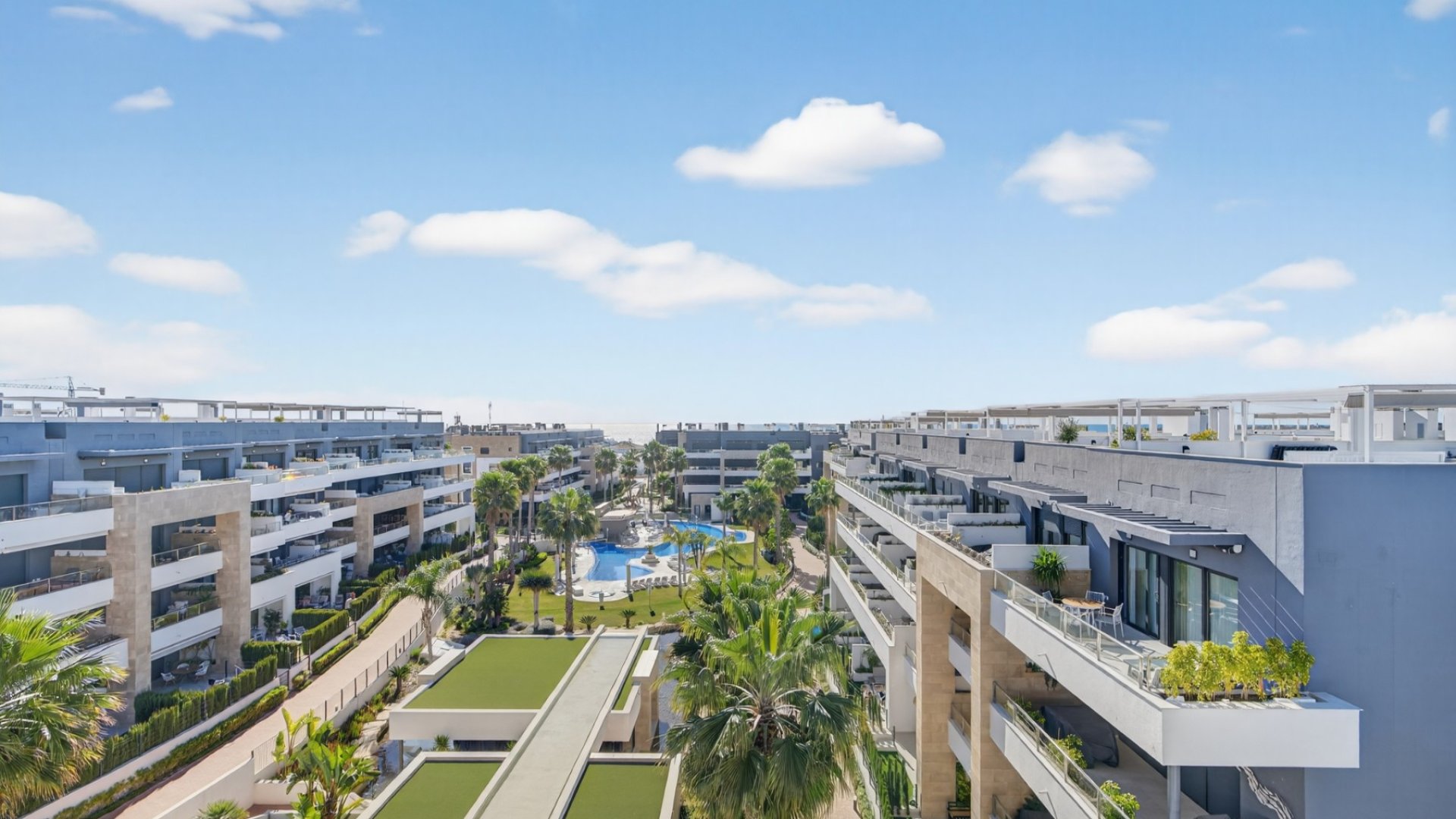Resale - Apartments -
Orihuela Costa - Playa Flamenca