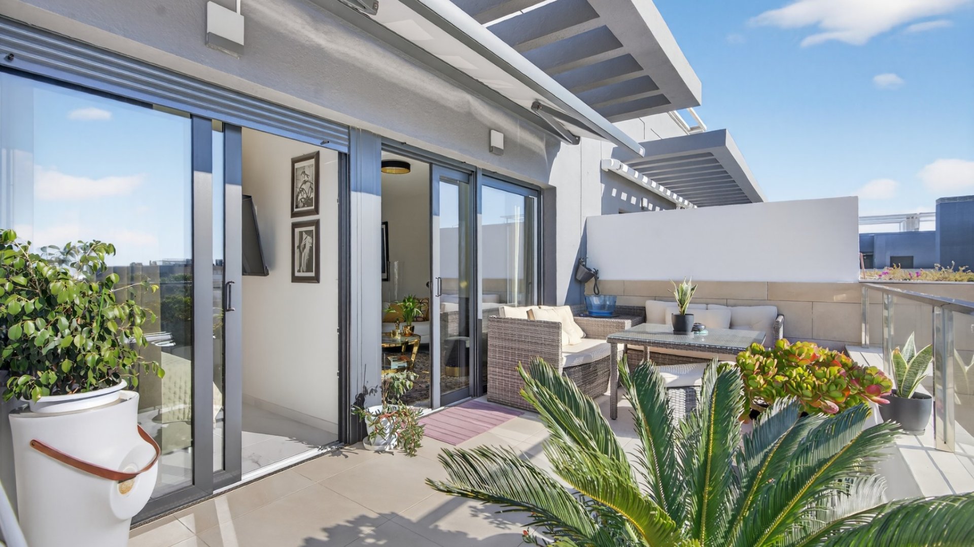 Resale - Apartments -
Orihuela Costa - Playa Flamenca